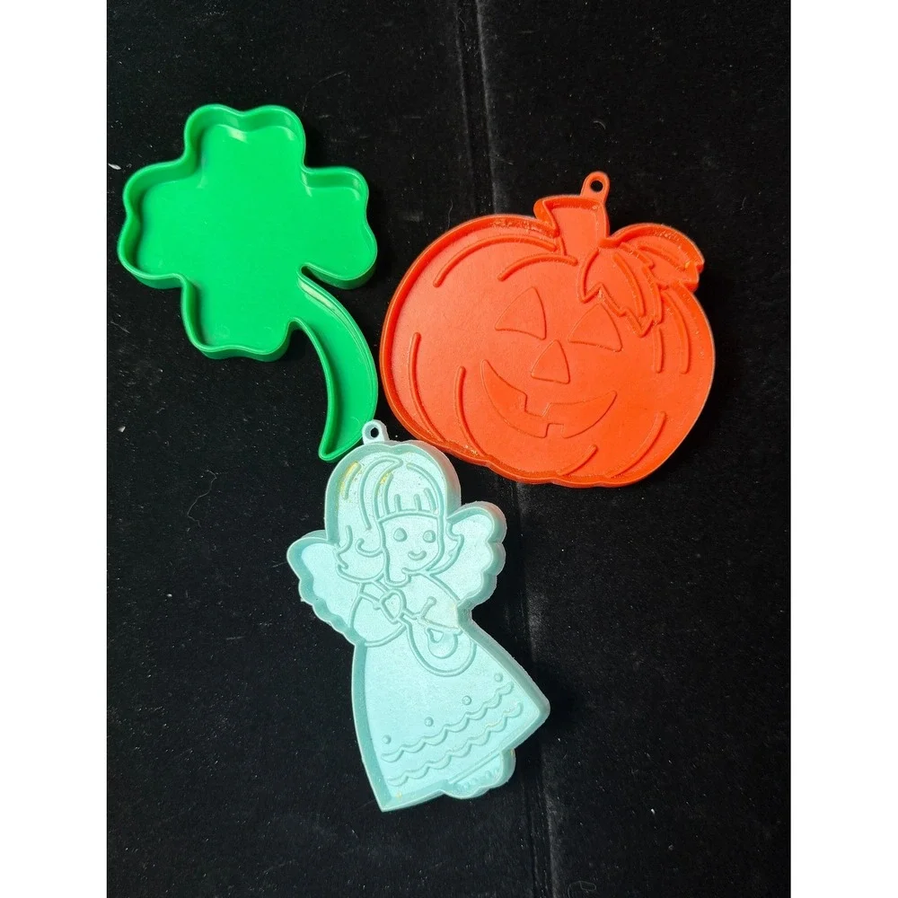 Vintage Tupperware Shamrock Hallmark Pumpkin Angel Cookie Cutters Set of 3